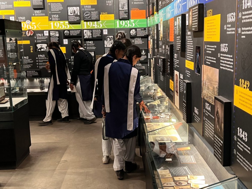 Guided Gallery Tours